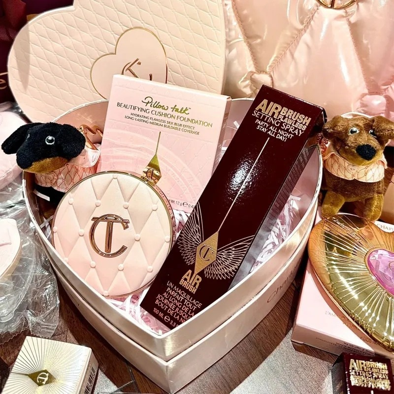 Charlotte Tilbury Collagen Lip - Luxury Skincare Kit review and price
